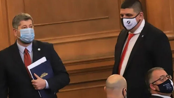 След джипа на Бобоков и бухалката чрез КПКОНПИ, Христо Иванов е най-прозрачният политик