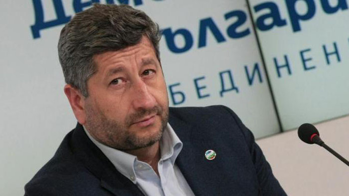 Христо Иванов за скандалния запис: Ние сме професионални политици