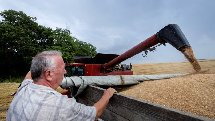Украйна разполага със зърно за продан за около 10 милиарда