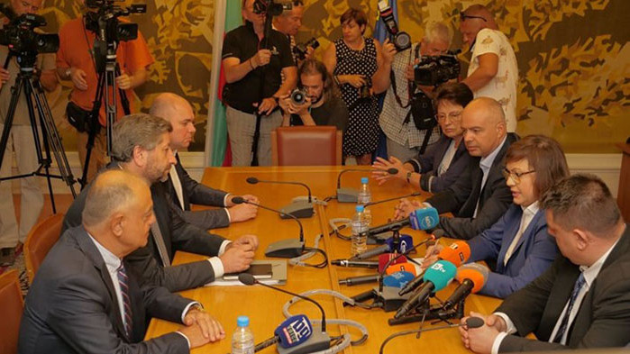 След записа Христо Иванов се разтревожи за държавата: Не можем да хвърлим страната в хаос