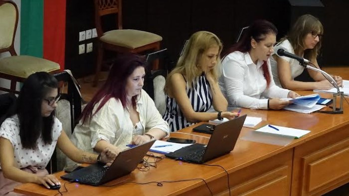 165 души ще получат еднократни социални помощи от Община Варна