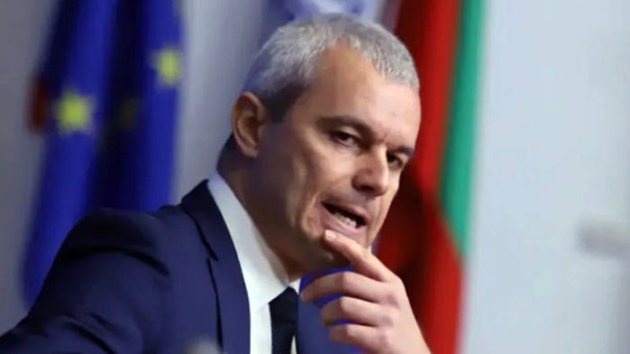 БСП е патерица на Възраждане“. С всеки един ход в