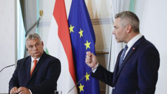 Австрийският канцлер Карл Нехамер предупреди че с противоречиви инструкции ЕК