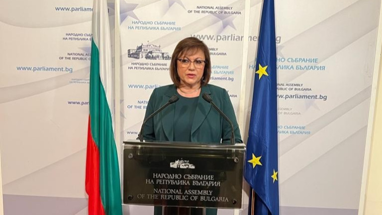Нинова видя лошата комуникация като причина за провала на правителството