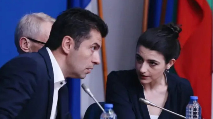 Автор: Владислав Гулевич, fondsk.ru, цитирано от ГласовеИсторията рискува да се превърне