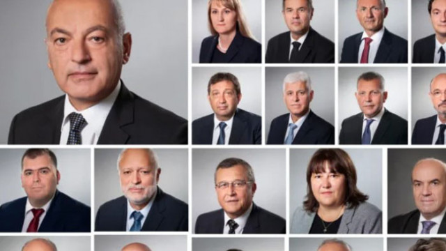 Президентът Румен Радев обяви имената на министрите в новия служебен
