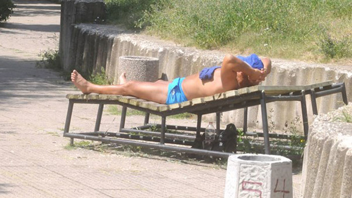 През следващите дни температурите и у нас бавно ще се