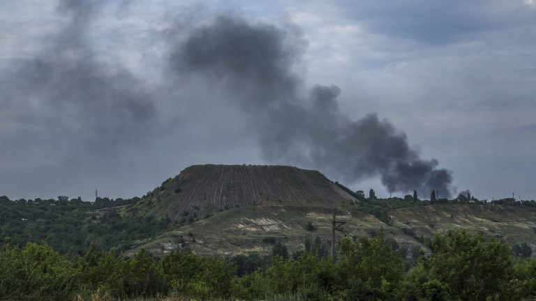 Русия е унищожила база с боеприпаси в Лвовска област
