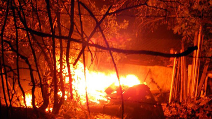 Трети ден продължава горски пожар в турския средиземноморски окръг Мерсин