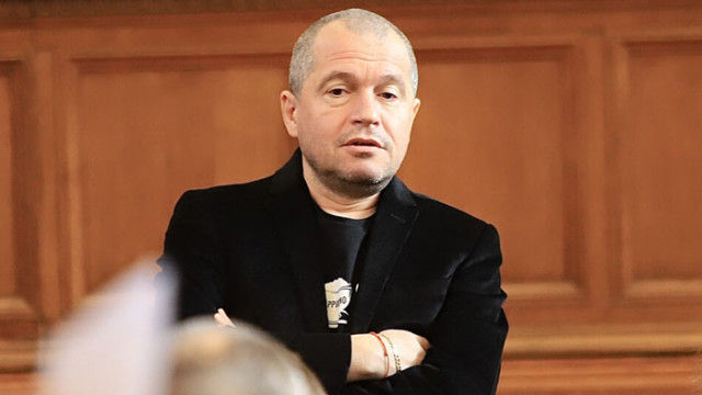 Николов предлагал България да мине на схемата на други страни с „Газпром“, Василев отказвал