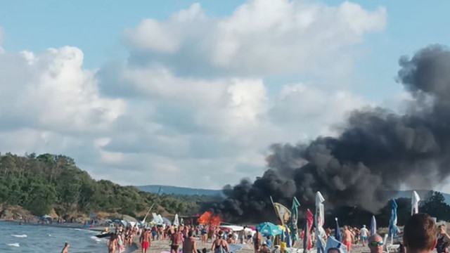 Пожарът на плажа в Китен   до устието на река Караагач