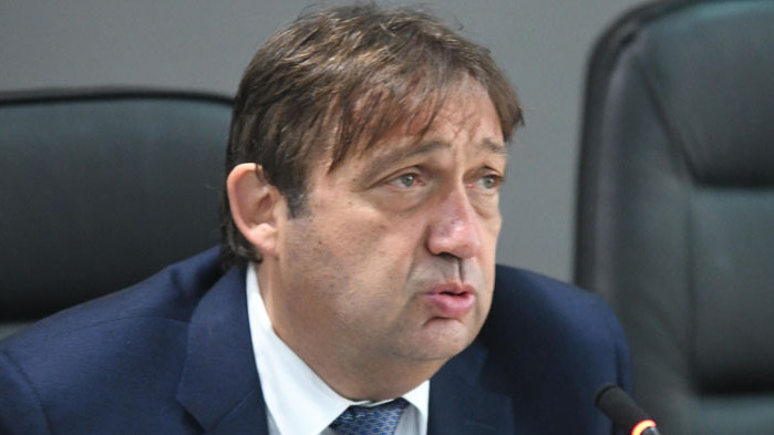 Служебният министър Шишков уволни шефа на ДНСК