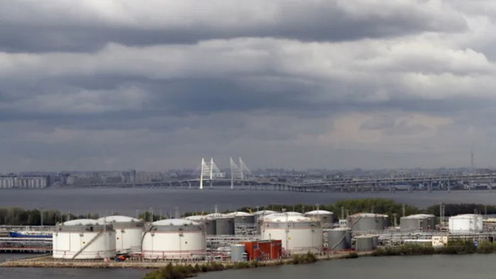Русия възобновява доставките си на петрол по тръбопровода „Дружба”