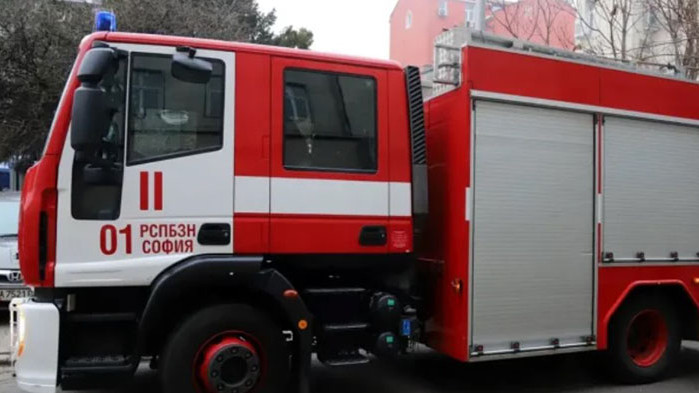 Голям пожар бушува в Сакар планина между трите села Полски