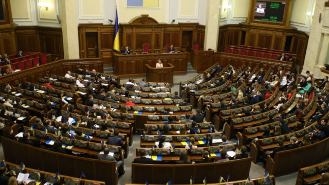 Украйна удължи военното положение до 21 ноември 2022 г.