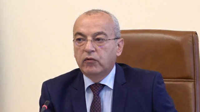 Служебният премиер Гълъб Донев започна днешното заседание на Министерския съвет