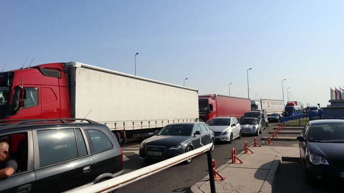 Автомобилните превозвачи: Мерките за трафика на Дунав-мост ще задълбочат проблема