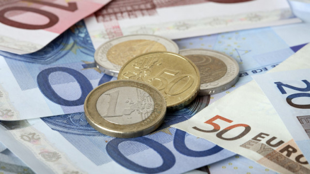 Инфлацията в еврозоната достигна нов рекорд през юли от 8 9  на годишна
