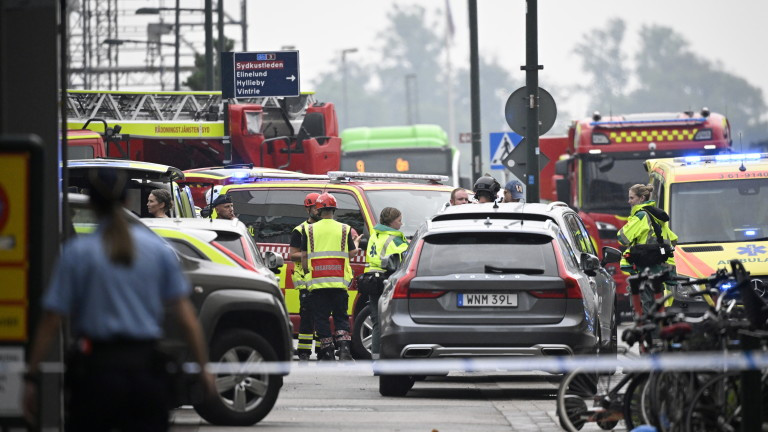 Шведската полиция съобщи, че в петък двама души са били ранени