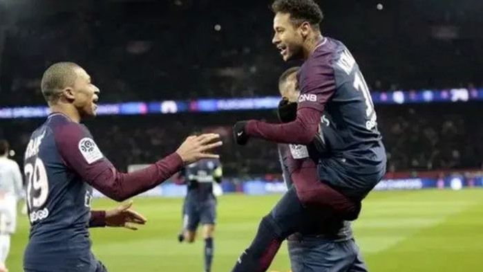 УЕФА ще накаже отборите на Пари Сен Жермен и Олимпик