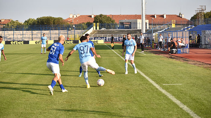 Спартак (Варна) се препъна и в Арда (Кърджали) (СНИМКИ)