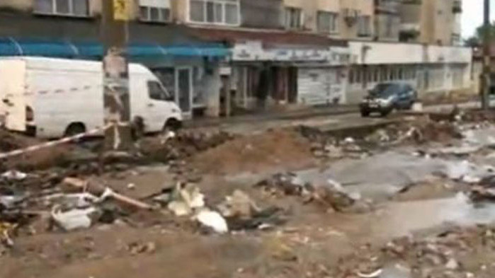 Оценяват щетите след пороя в Карлово