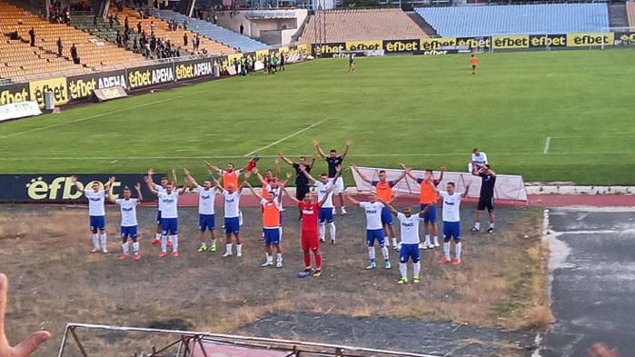 Легенда на Нефтохимик поема Спартак (Варна)