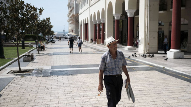 Гръцкото правителство се надява да договори със синдикатите новата минимална работна
