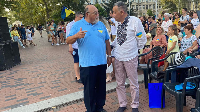 Украинският посланик приветства евродепутатът Александър Йорданов на концерт във Варна
