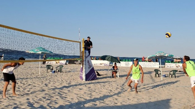 Последният за сезона турнир по плажен волейбол ще се проведе