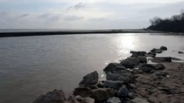 Случаите са от Царево и Синеморец Жена и мъж се