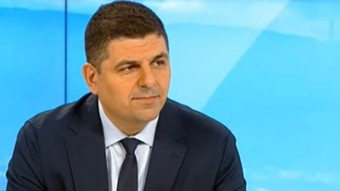 Още един повярвал в мантрата за митичните 7 танкера втечнен