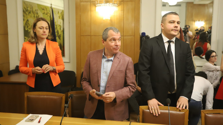 Заместник-председателят на Има такъв народ Тошко Йорданов отново се забавлява с