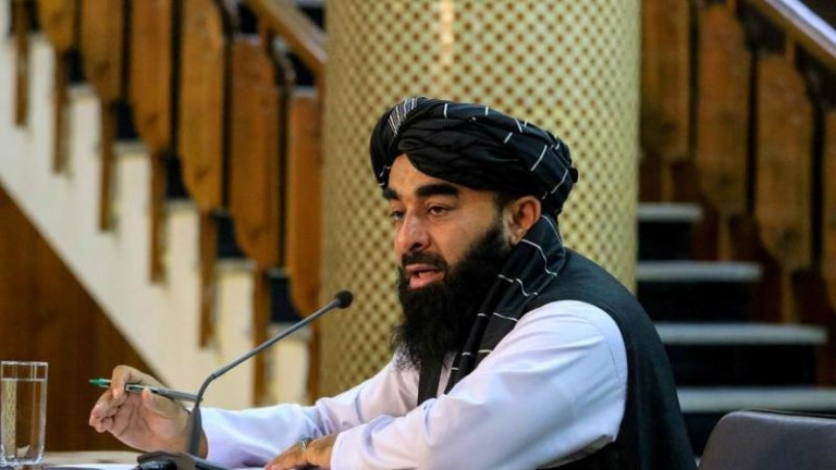Министърът на отбраната в правителството на талибаните Мохамед Якуб обвини Пакистан, че