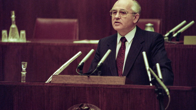 На 92 годишна възраст почина първият президент на СССР Михаил Горбачов Това