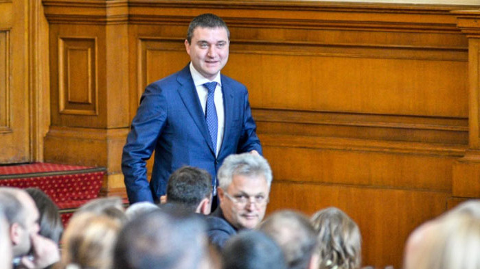 Със сигурност не е добра идея да се вдигат данъците