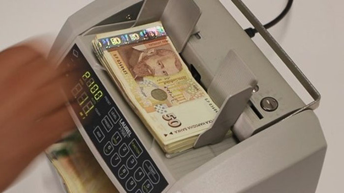 Финансист: Министерството не може да прави чудеса