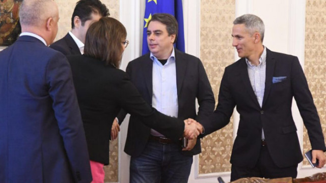 Днес официално стартира предизборната кампания макар страната ни да е