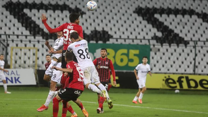 Славия развали 93-ия рожден ден на Локо (Сф), който бе