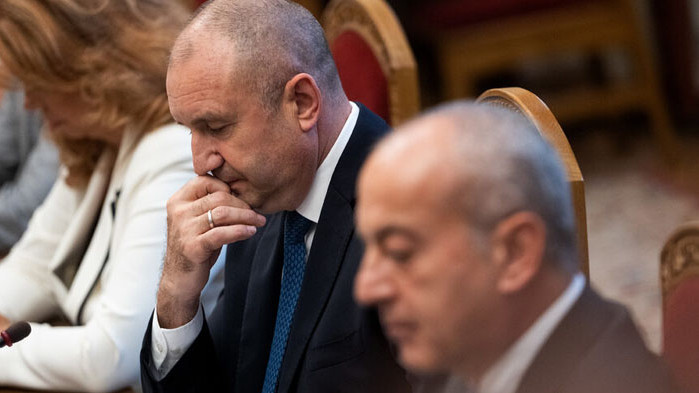 БСП пишат на президента Румен Радев да спре неговите служебни