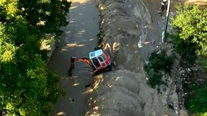 Тухли, цимент и пари обеща кабинетът на наводнените в Средна гора