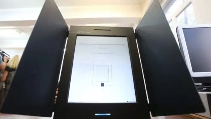 Не намерихме достатъчно IT специалисти, които да сключат договор с