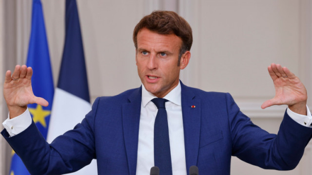 Френската национална прокуратура за борба с тероризма повдигна обвинения срещу 12