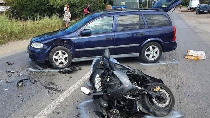 Тежка катастрофа е станала край Суходол, съобщават очевидци. Инцидентът е