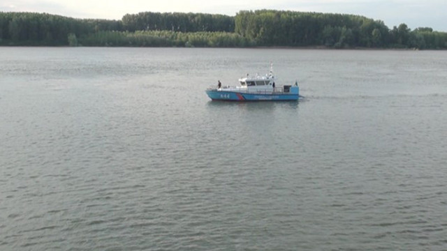 Двама загинали и трима ранени при сблъсък между лодка и кораб на Дунав
