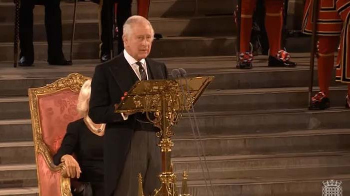 Крал Чарлз III и неговата съпруга -  кралицата консорт Камила,