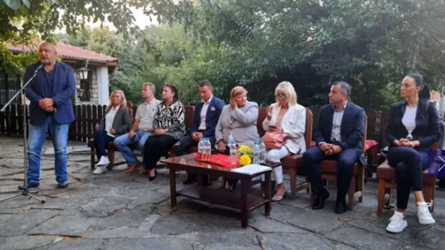 Кандидатите за народни представители от ГЕРБ СДС Варна проведоха среща