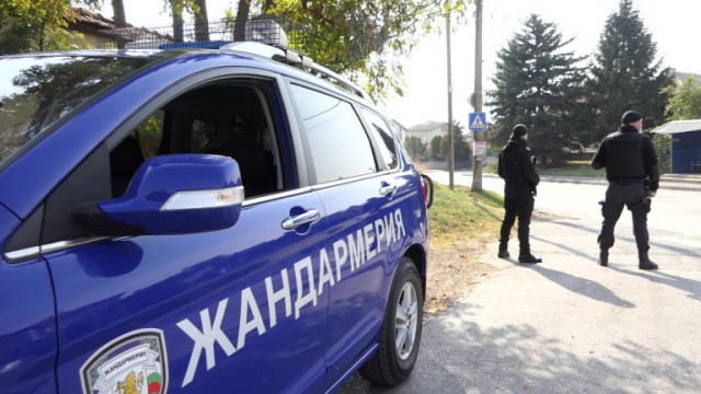 Квартал Изток в Пазарджик е блокиран от полиция На територията