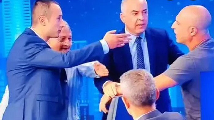 Екшън в „Панорама“: Няма моля Ви! Айде отвънка!