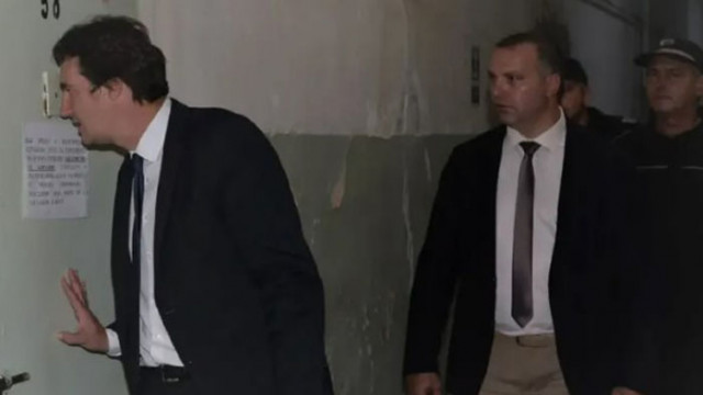 Служебният министър на правосъдието Крум Зарков инспектира килиите в зоните